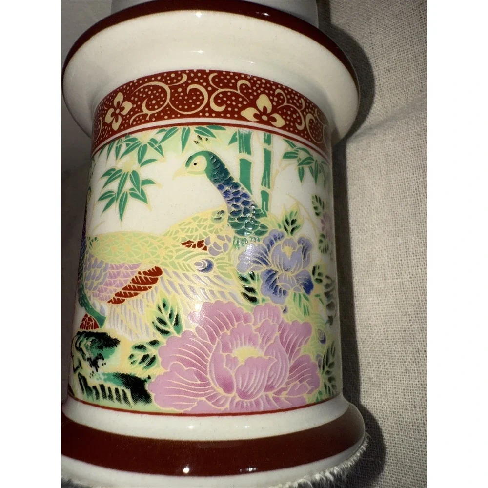 Vintage Asian Motif Porcelain Colonial Candle Holder Cape Cod‎ Peacocks Flowers